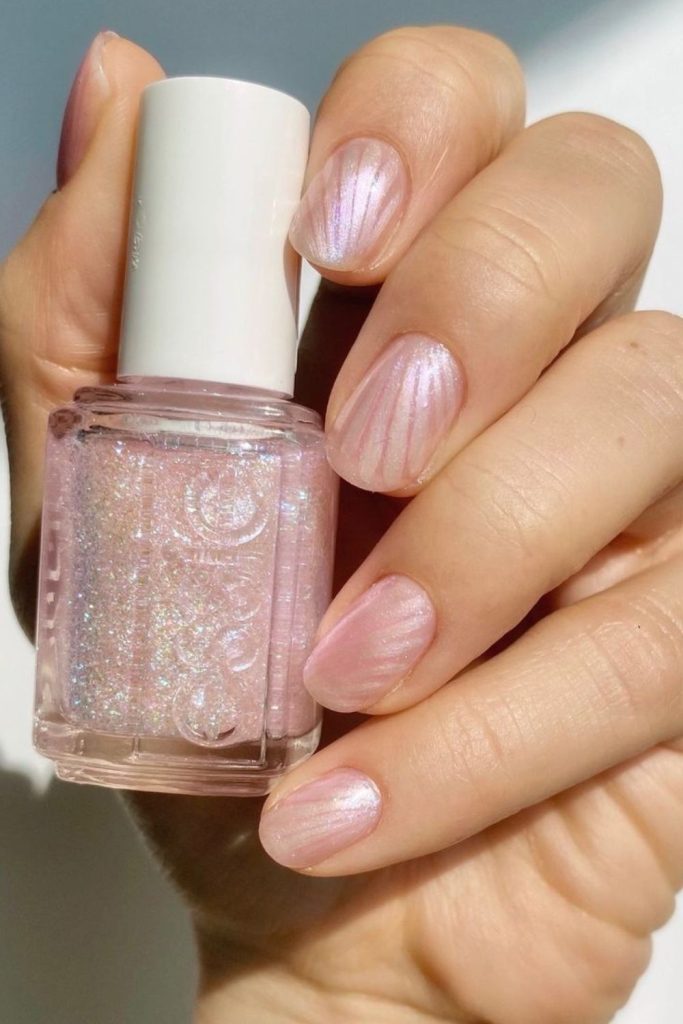 Delicate Seashell Mermaid Nail Art